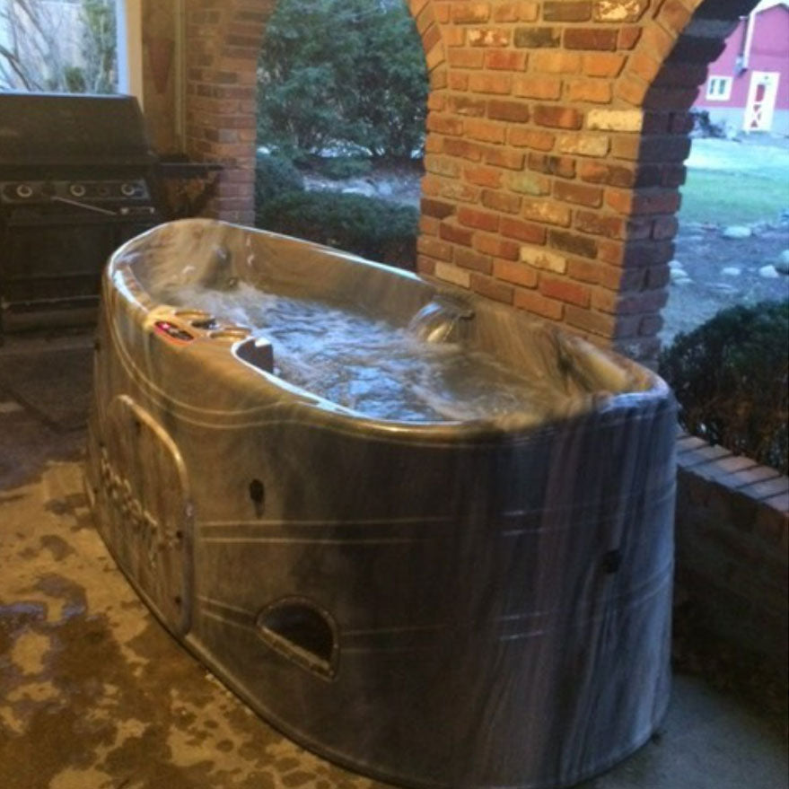 SpaBerry SB5 2 személyes jakuzzi 232,5x126,5x81cm