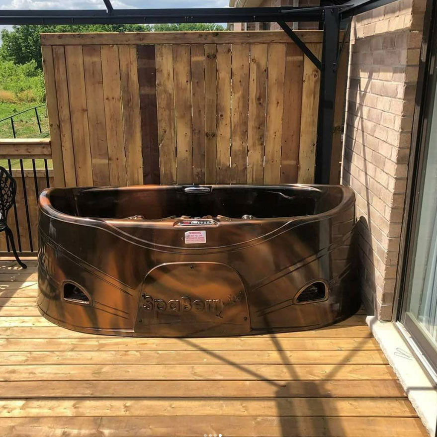 SpaBerry SB5 2 személyes jakuzzi 232,5x126,5x81cm