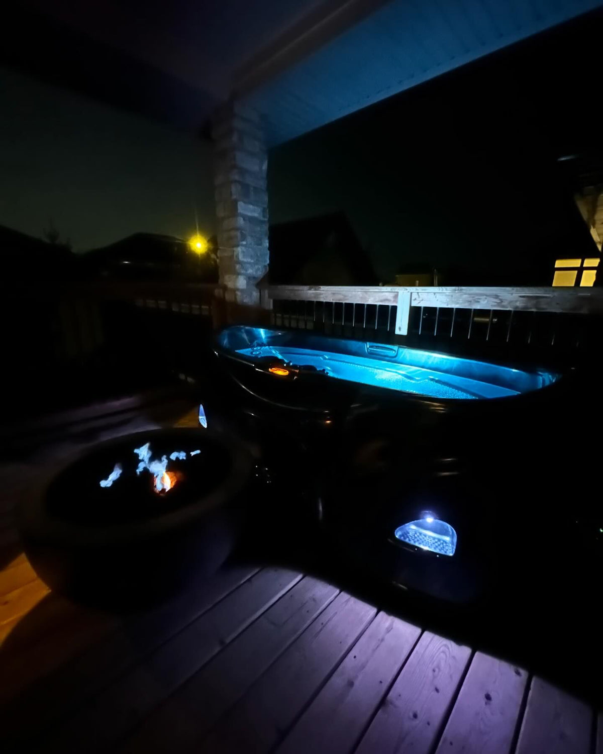 SpaBerry SB5 2 személyes jakuzzi 232,5x126,5x81cm