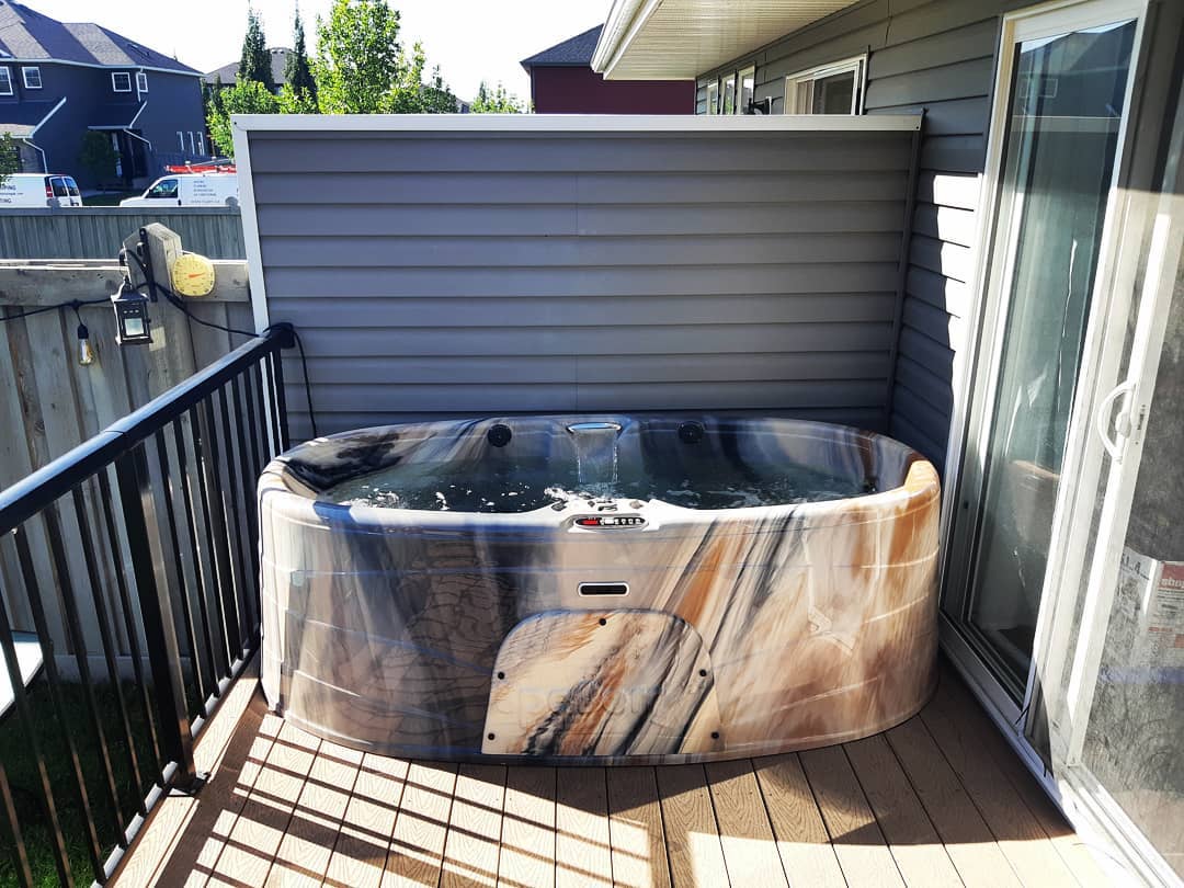 SpaBerry SB5 2 személyes jakuzzi 232,5x126,5x81cm