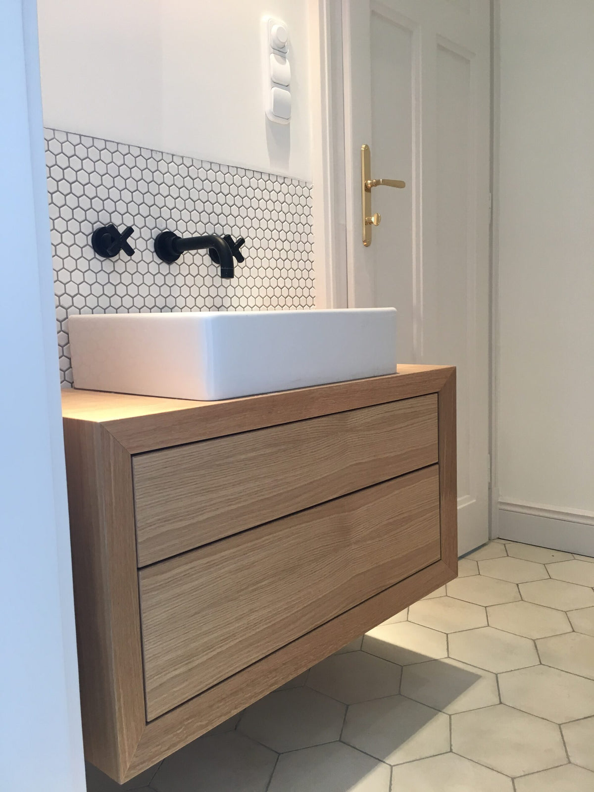 Bugnatese RODOS Fal alatti mosdócsaptelep 19 cm-es kifolyóval