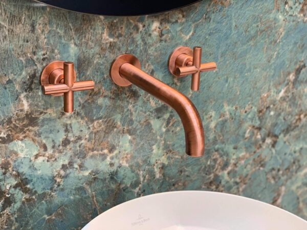 Bugnatese RODOS Fal alatti mosdócsaptelep 19 cm-es kifolyóval