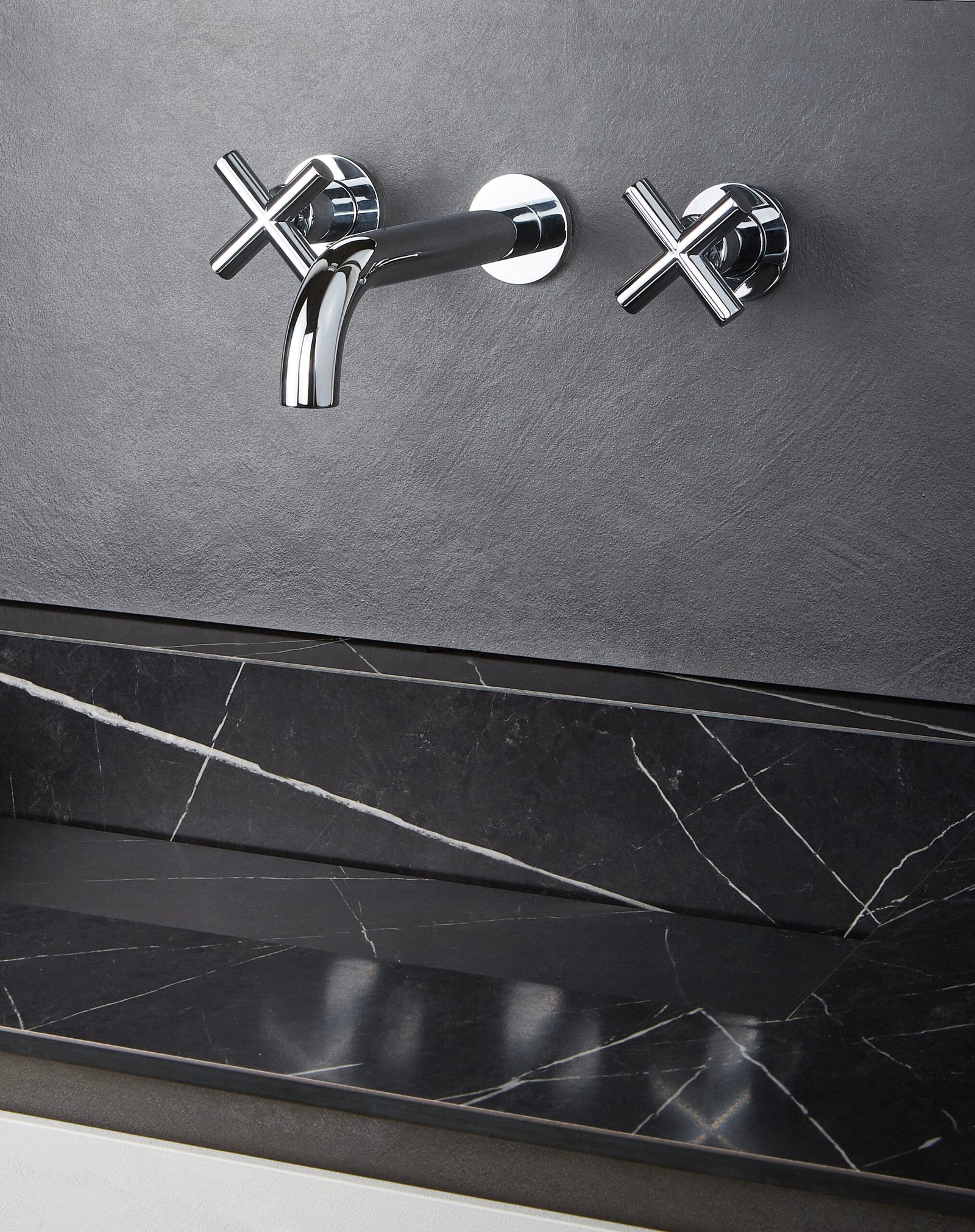 Bugnatese RODOS Fal alatti mosdócsaptelep 19 cm-es kifolyóval