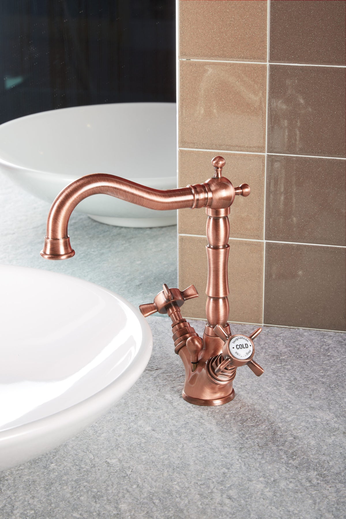 Bugnatese PRINCETON Mosdócsaptelep leeresztővel