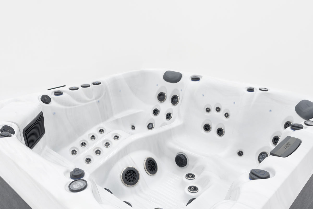 Revolution-spa PS Portofino 2300 × 2300 × 950 mm jakuzzi