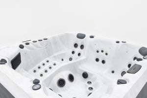 Revolution-spa PS Portofino 2300 × 2300 × 950 mm jakuzzi