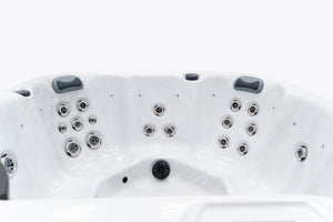 Revolution-spa Earth 200x200x80 7 fős jakuzzi