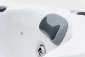 Revolution-spa Earth 200x200x80 7 fős jakuzzi