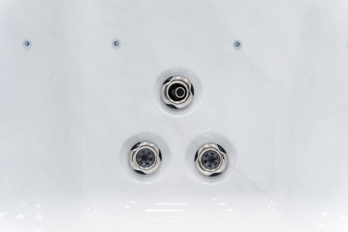 Revolution-spa Earth 200x200x80 7 fős jakuzzi