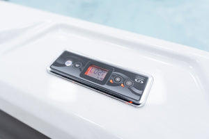 Revolution-spa Earth 200x200x80 7 fős jakuzzi