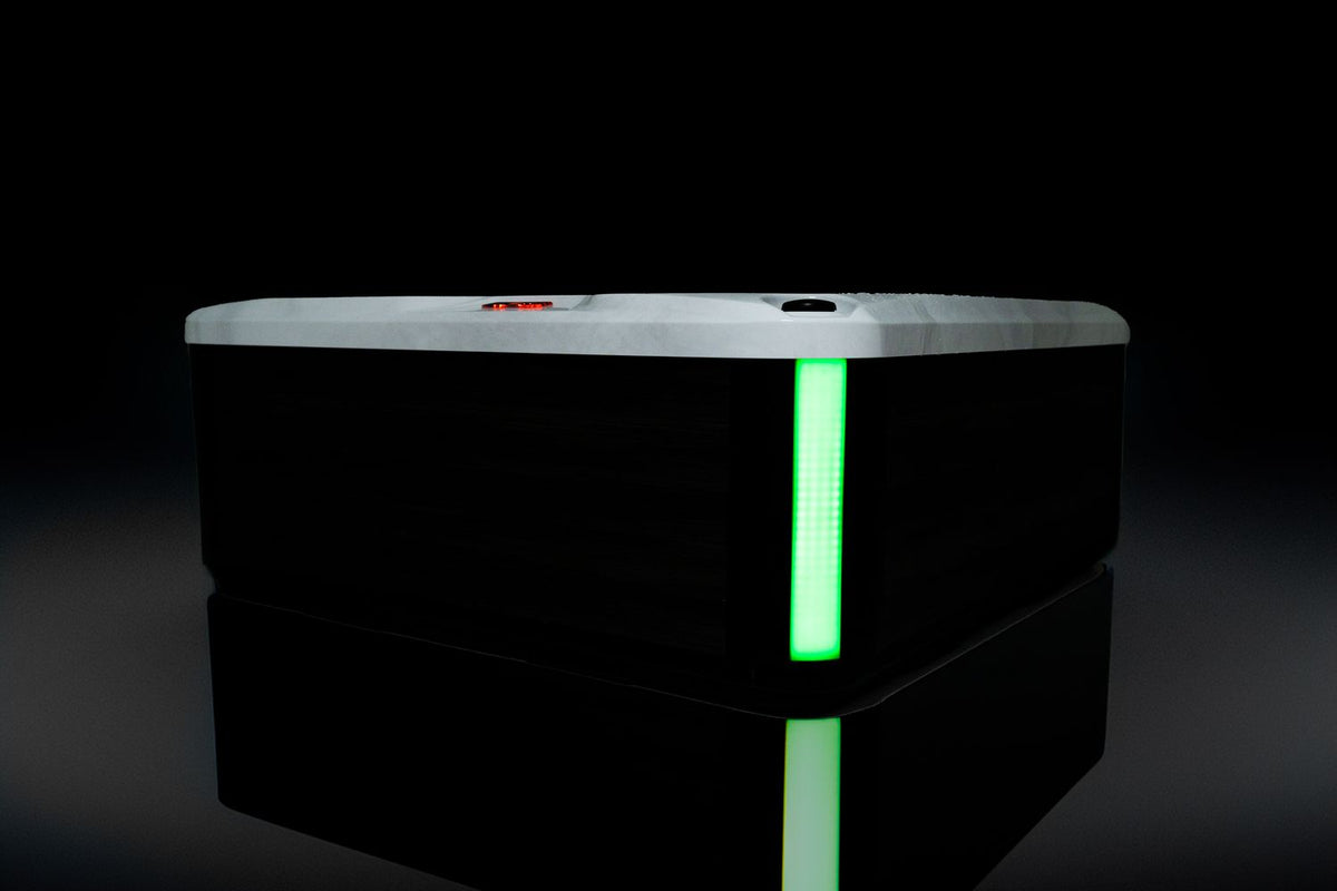 Revolution-spa Earth 200x200x80 7 fős jakuzzi