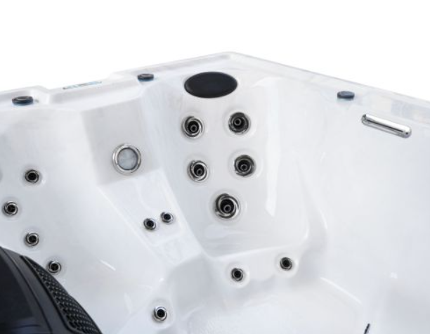 Revolution-spa Family 210x180x82 cm jakuzzi