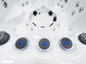 Revolution-spa Jupiter 200x200x80 7 fős jakuzzi