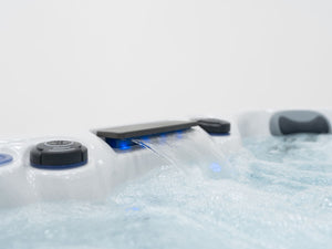 Revolution-spa Jupiter 200x200x80 7 fős jakuzzi