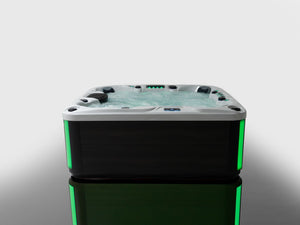 Revolution-spa Jupiter 200x200x80 7 fős jakuzzi