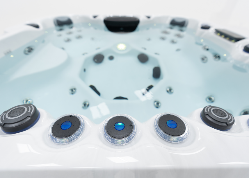 Revolution-spa Jupiter 200x200x80 7 fős jakuzzi