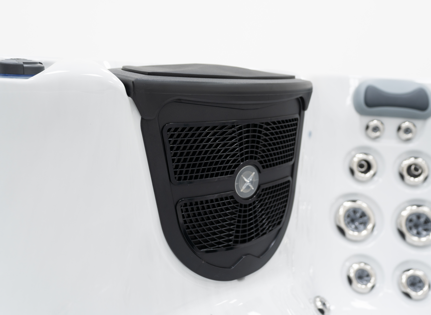 Revolution-spa Jupiter 200x200x80 7 fős jakuzzi