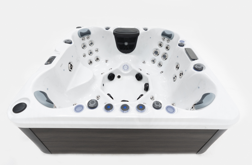 Revolution-spa Jupiter 200x200x80 7 fős jakuzzi