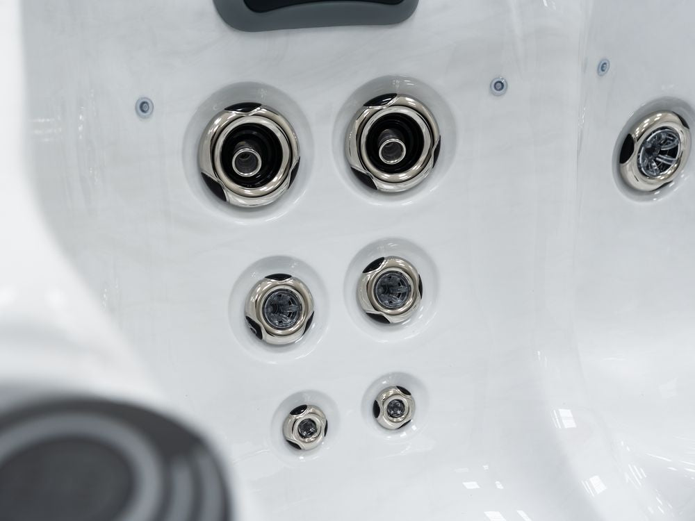 Revolution-spa Mars 200x200x80 5 fős jakuzzi