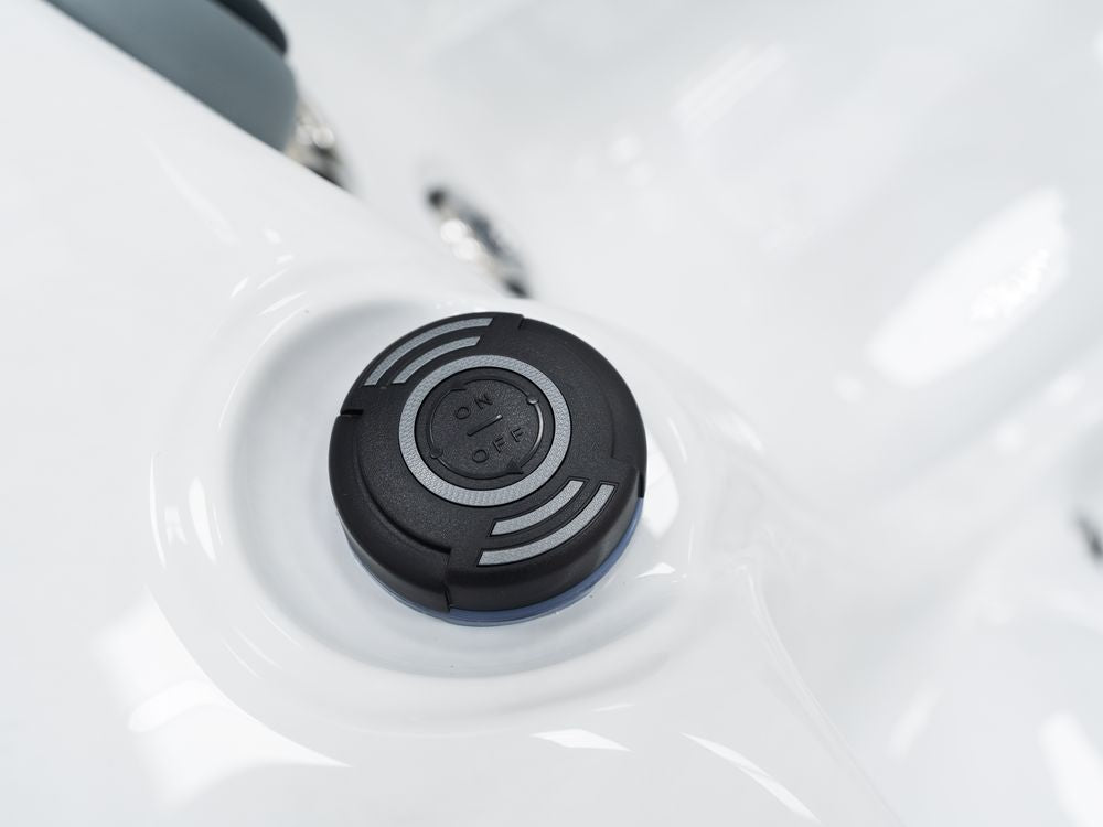 Revolution-spa Mars 200x200x80 5 fős jakuzzi