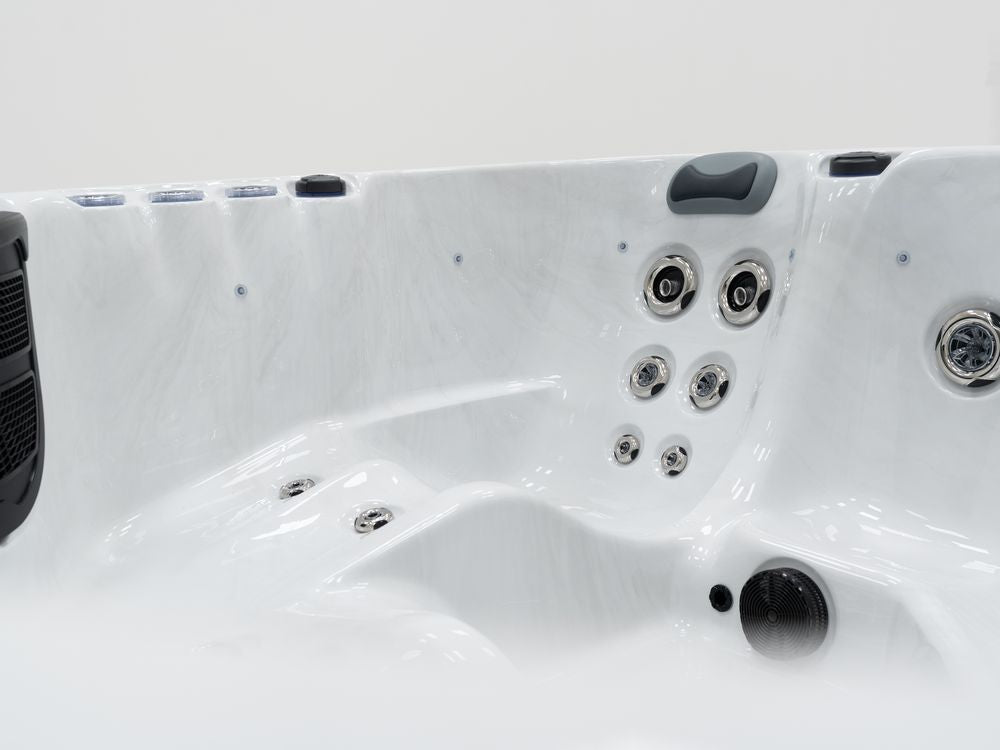 Revolution-spa Mars 200x200x80 5 fős jakuzzi