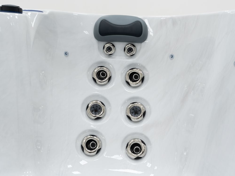 Revolution-spa Mars 200x200x80 5 fős jakuzzi