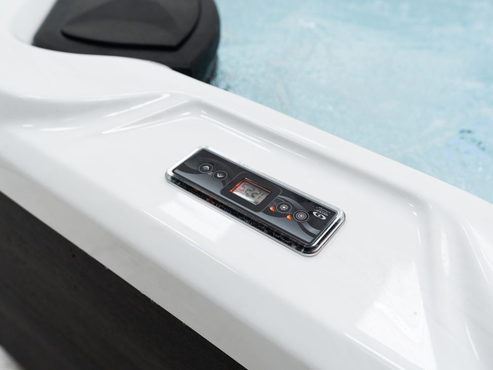 Revolution-spa Mars 200x200x80 5 fős jakuzzi