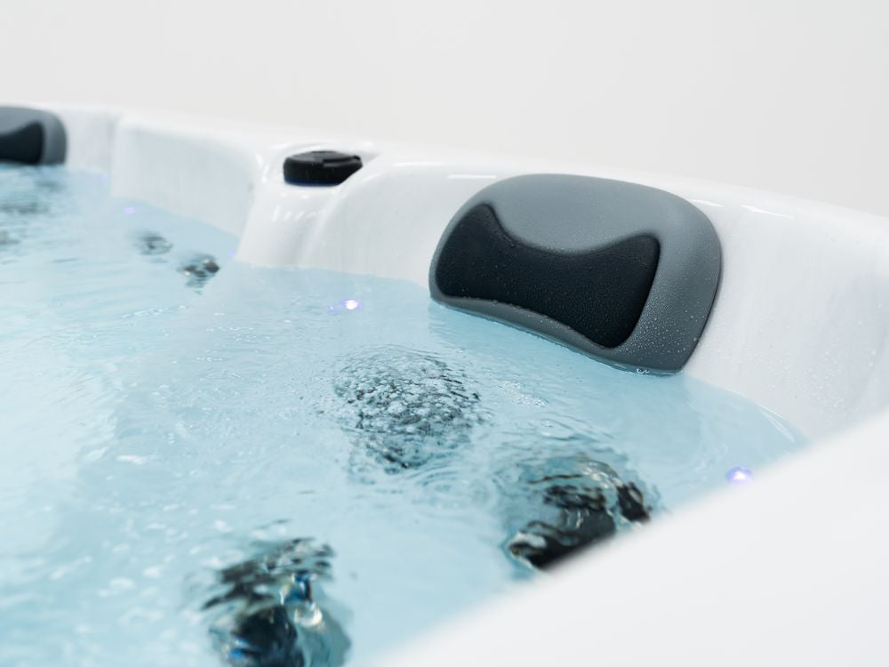 Revolution-spa Mars 200x200x80 5 fős jakuzzi
