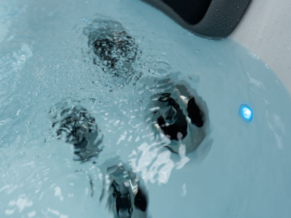 Revolution-spa Mars 200x200x80 5 fős jakuzzi