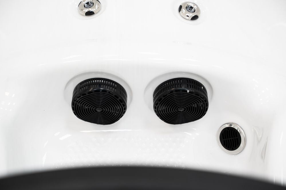 Revolution-spa Mercury 213x165x80 3 fős jakuzzi