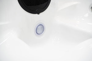 Revolution-spa Mercury 213x165x80 3 fős jakuzzi