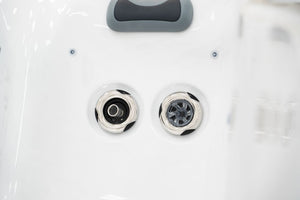 Revolution-spa Mercury 213x165x80 3 fős jakuzzi