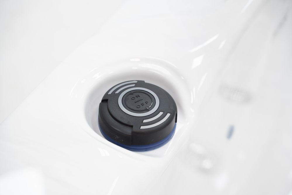 Revolution-spa Mercury 213x165x80 3 fős jakuzzi