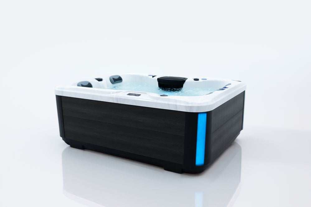 Revolution-spa Mercury 213x165x80 3 fős jakuzzi