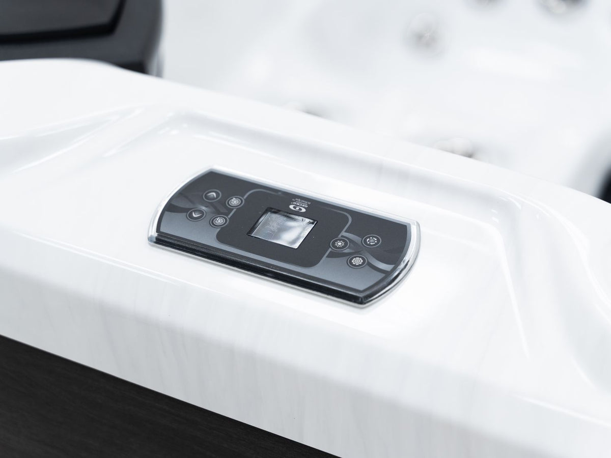 Revolution-spa Neptune 200x200x80 5 fős jakuzzi