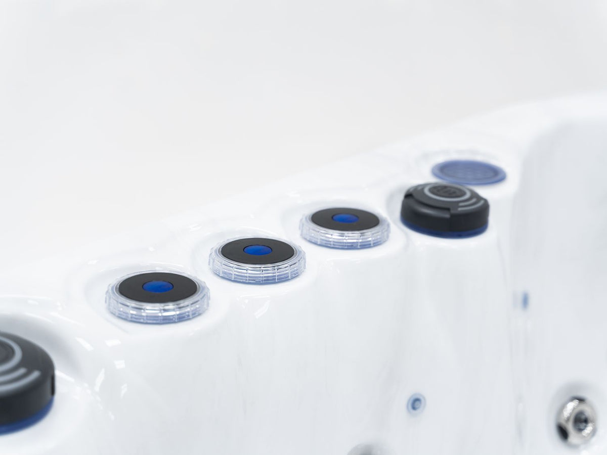 Revolution-spa Neptune 200x200x80 5 fős jakuzzi