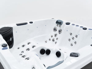 Revolution-spa Neptune 200x200x80 5 fős jakuzzi