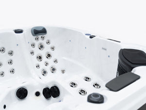 Revolution-spa Neptune 200x200x80 5 fős jakuzzi