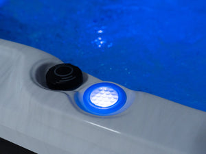 Revolution-spa Neptune 200x200x80 5 fős jakuzzi