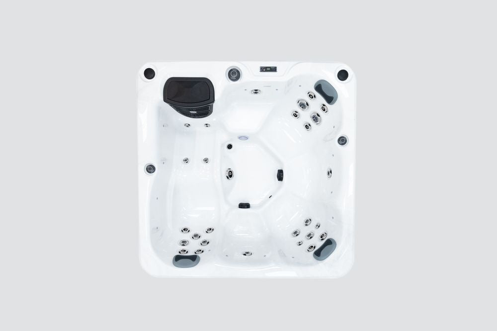 Revolution-spa Venus 200x200x80 6 fős jakuzzi