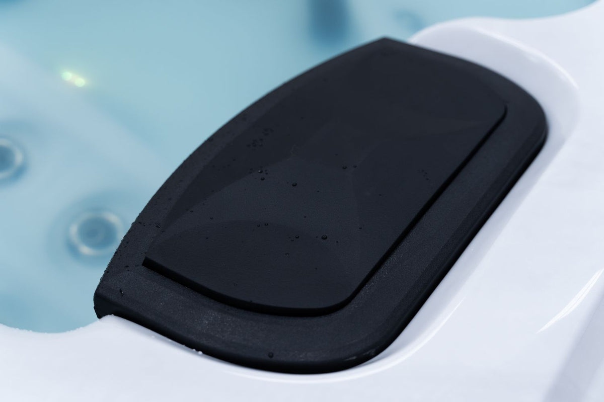 Revolution-spa Pluto 200x200x80 5 fős jakuzzi