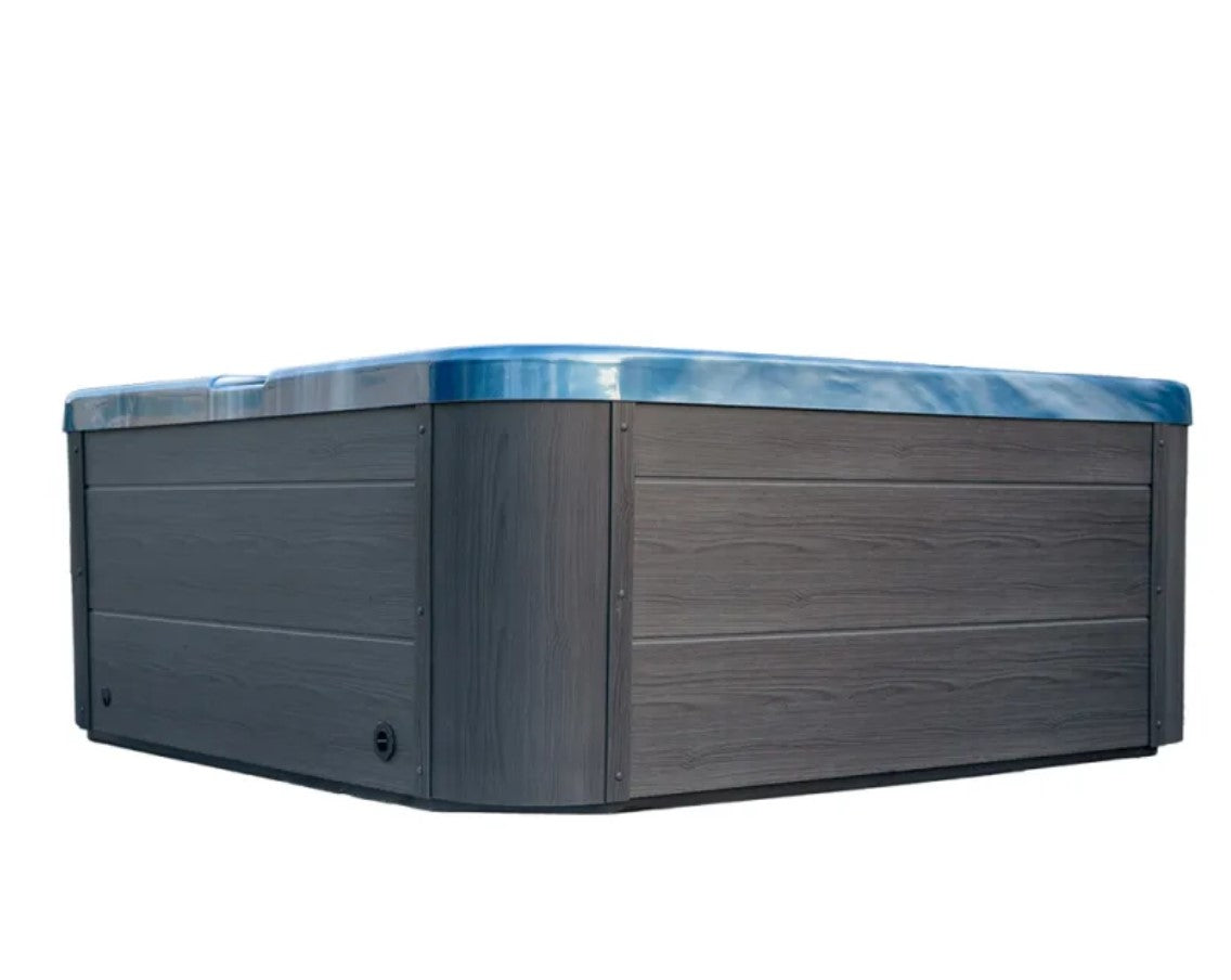 Revolution-spa Natalia 200x200x82 cm ELŐRENDELÉS