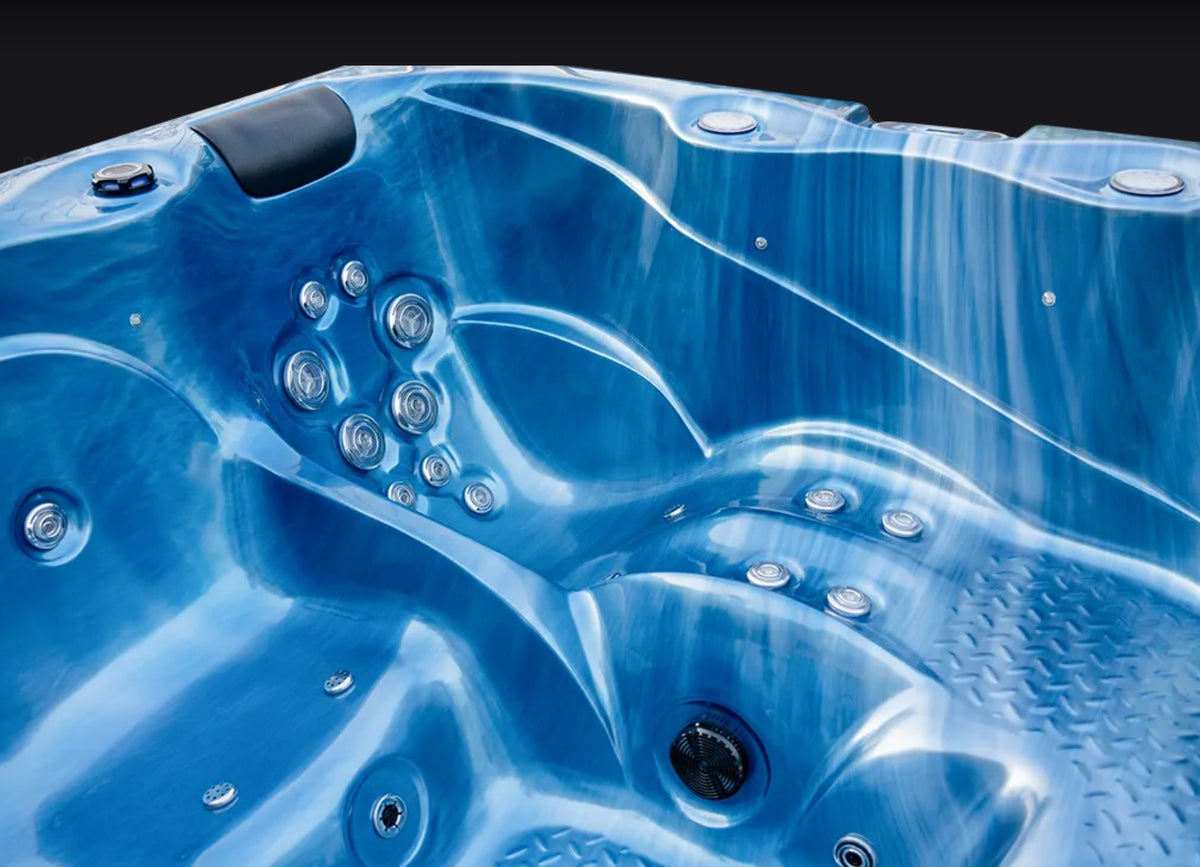 Revolution-spa Natalia 200x200x82 cm ELŐRENDELÉS