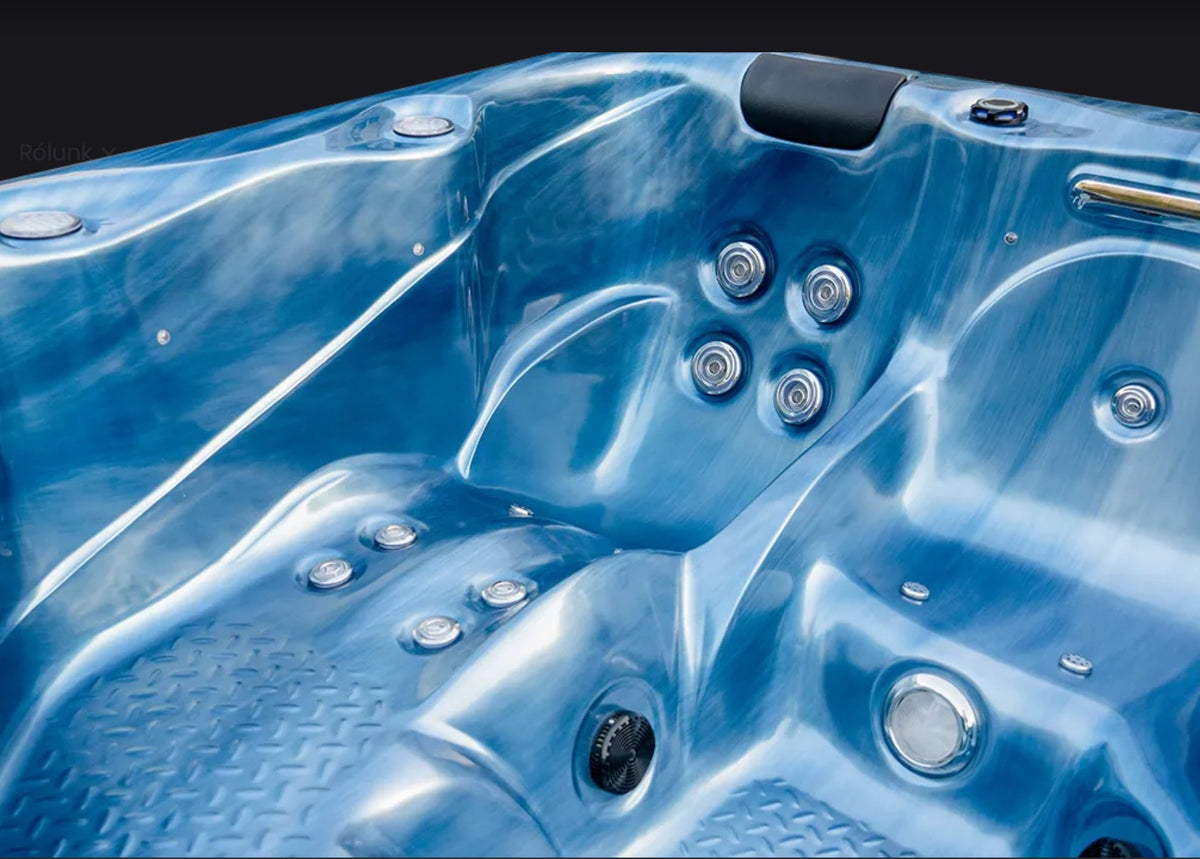 Revolution-spa Natalia 200x200x82 cm ELŐRENDELÉS