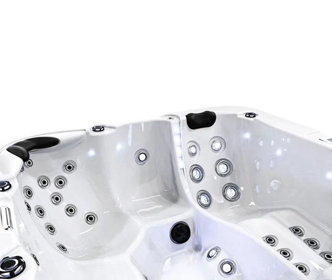 Revolution-spa Tamara 200x200x84 cm ELŐRENDELÉS