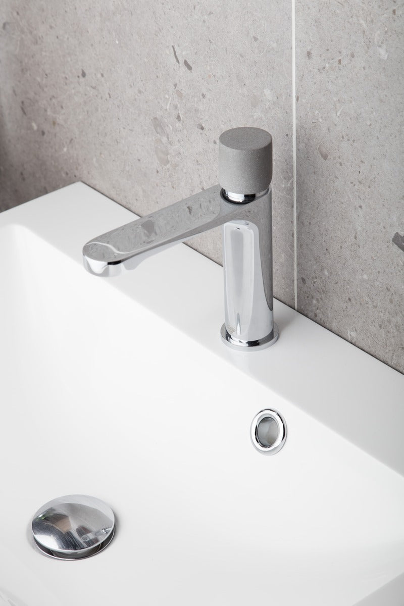 Mosdó csaptelep SAT Fusion leeresztőszelep nélkül betonhatású karral