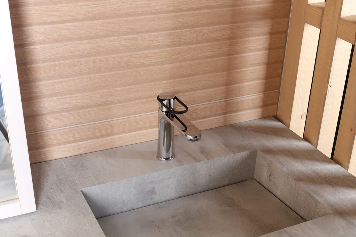 Mosdó csaptelep SAT Fusion leeresztőszelep nélkül kerek fekete karral