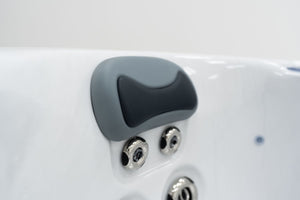 Revolution-spa Saturn 200x200x80 6 fős jakuzzi