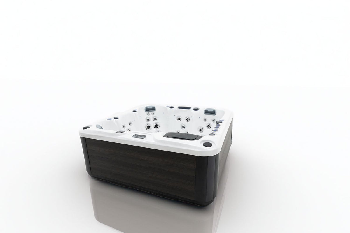 Revolution-spa Saturn 200x200x80 6 fős jakuzzi