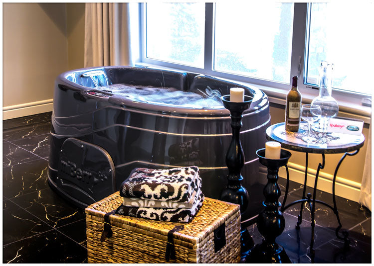 SpaBerry SB5 2 személyes jakuzzi 232,5x126,5x81cm